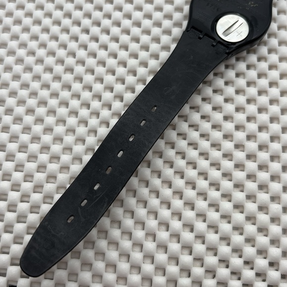 Swatch Watch - GB720 - BROADCAST main image 8